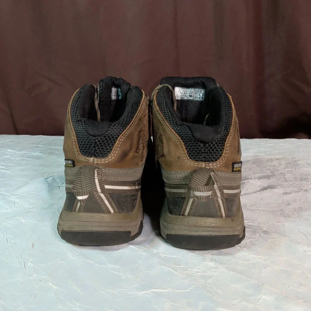 Keen Targhee lll Mid Boots Mens Size 9M Brown Leather Hiking Footwear Gorpcore